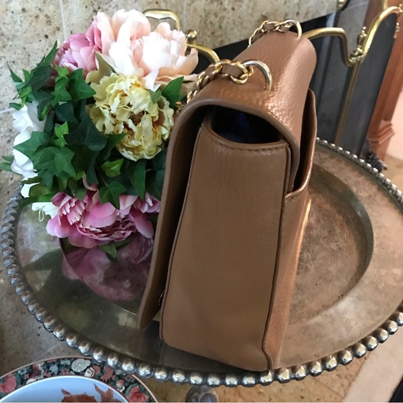 Tory Burch Britten Adjustable Shoulder Bag - Picture 9 of 13